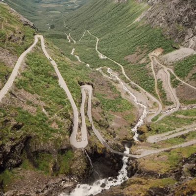 15-daagse-noorse-fjorden-cruise‑september‑2026-Andalsnes_Norway-ports-c037