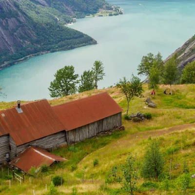 15-daagse-noorse-fjorden-cruise‑september‑2026-port-eidfjord-norway-c037