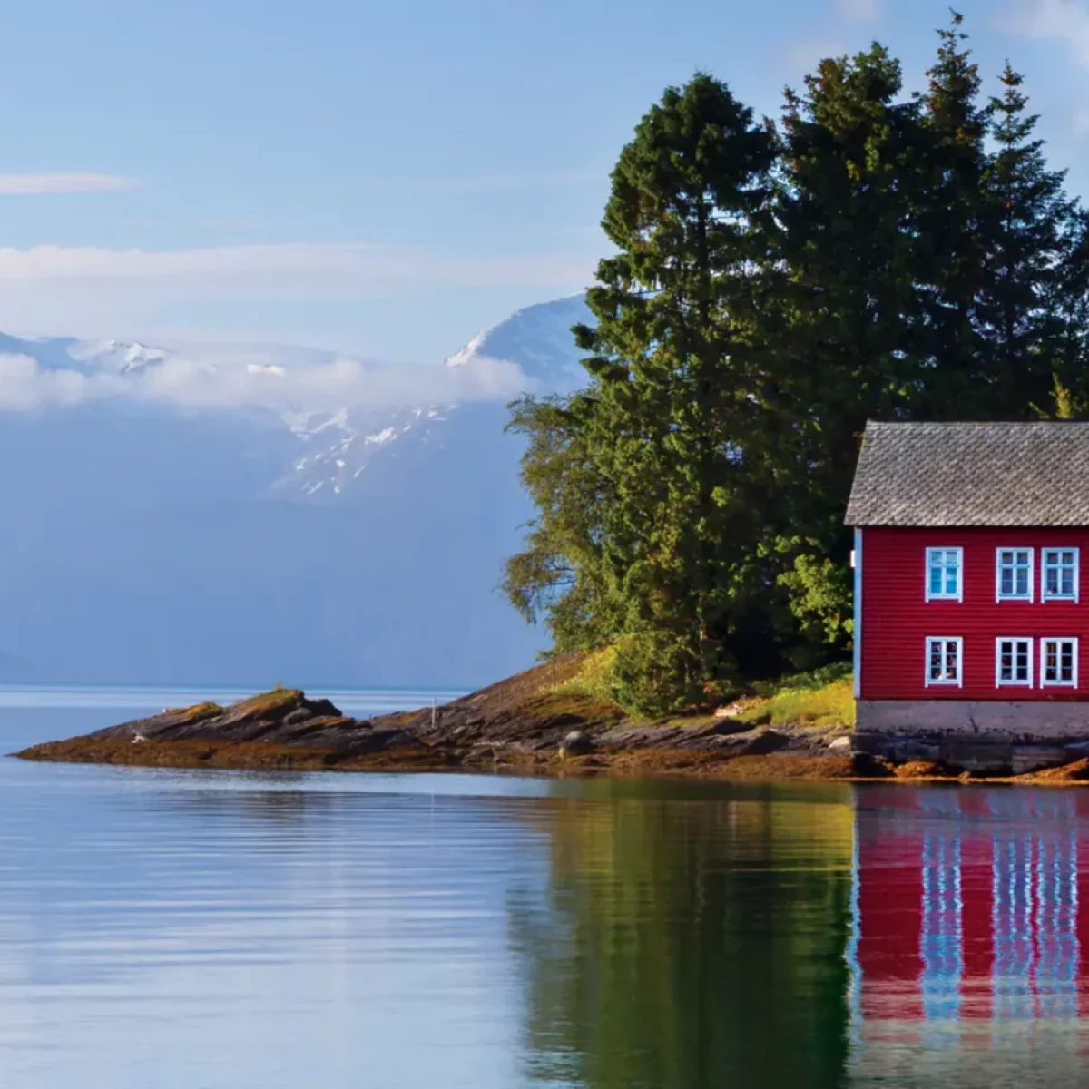 15-daagse-noorse-fjorden-cruise‑september‑2026-scenic-cruising-hardangerfjord-norway-c037-V1-scaled