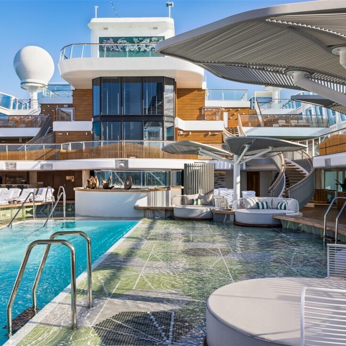 Oceania VISTA-oc-a-pool-deck-architecture-4_orig