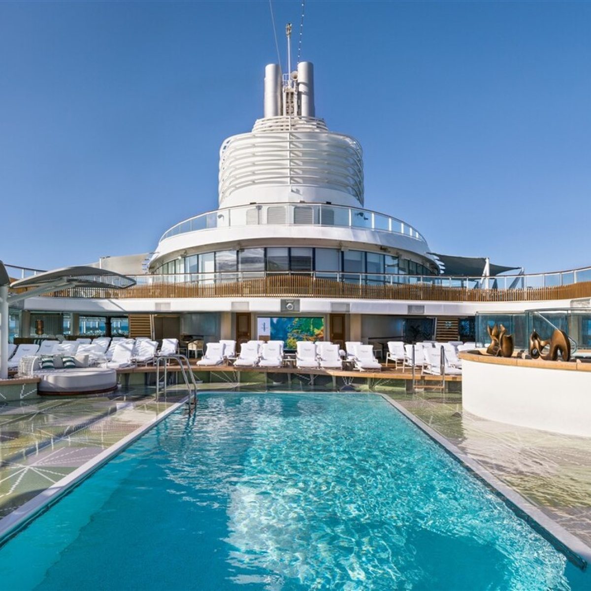 Oceania VISTA-oc-a-pool-deck-architecture-5_orig
