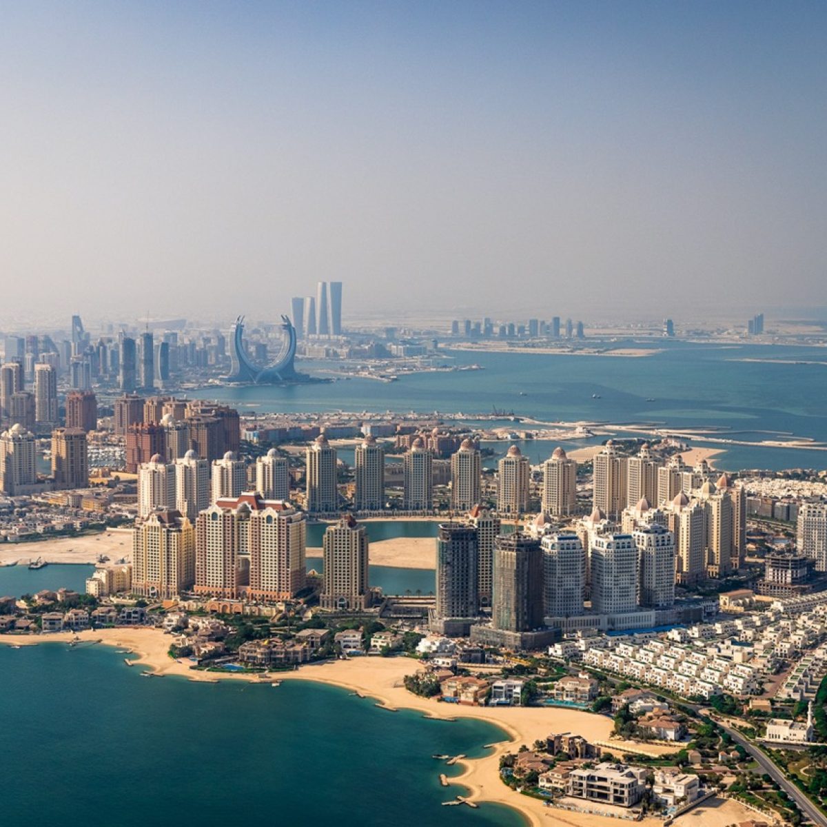 © Valentin Pacaut / The Explorers

2022, The Explorers, Qatar, aerial, Doha, The Pearl
