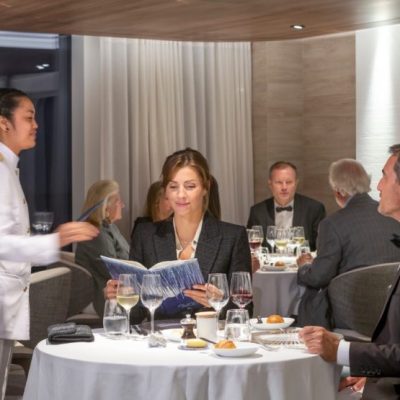 ponant-commandant-lifestyle-004-832x555