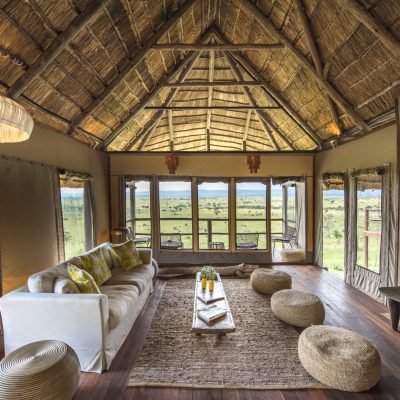 safari-tanzania-glampin-tanzaniabar_5559-2048x1345-1