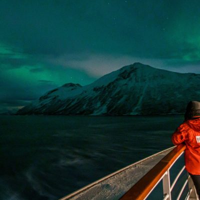 winter-in-scandinavia-polar-lights-on-deck-e1777990064725